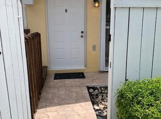 6840 SW 45th Ln, Miami, FL 33155