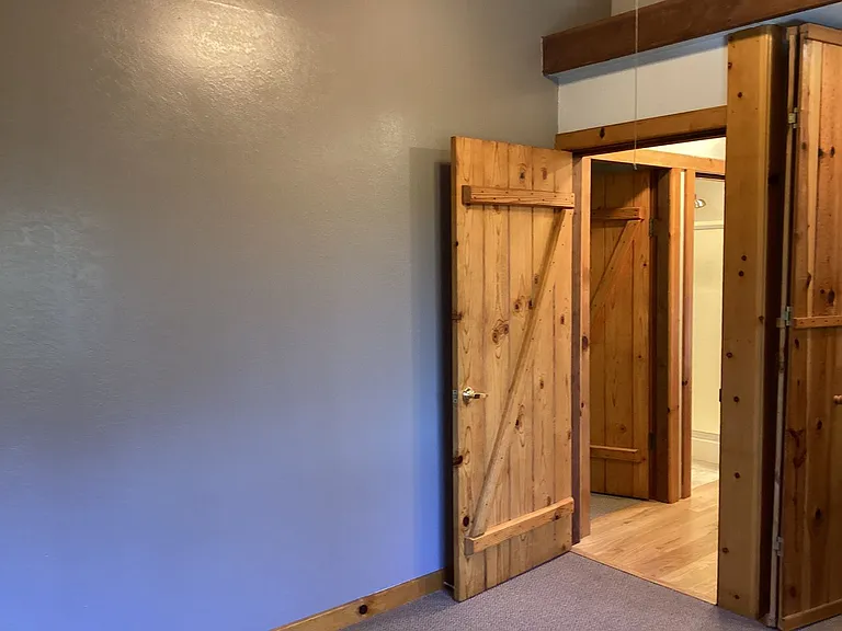 1920 Redwood Dr — Photo 23
