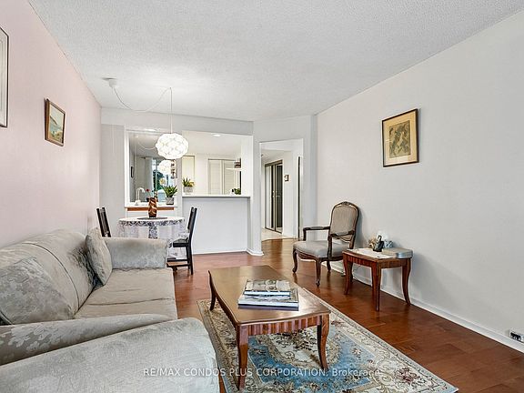 5th image of 15 Maitland Pl #204