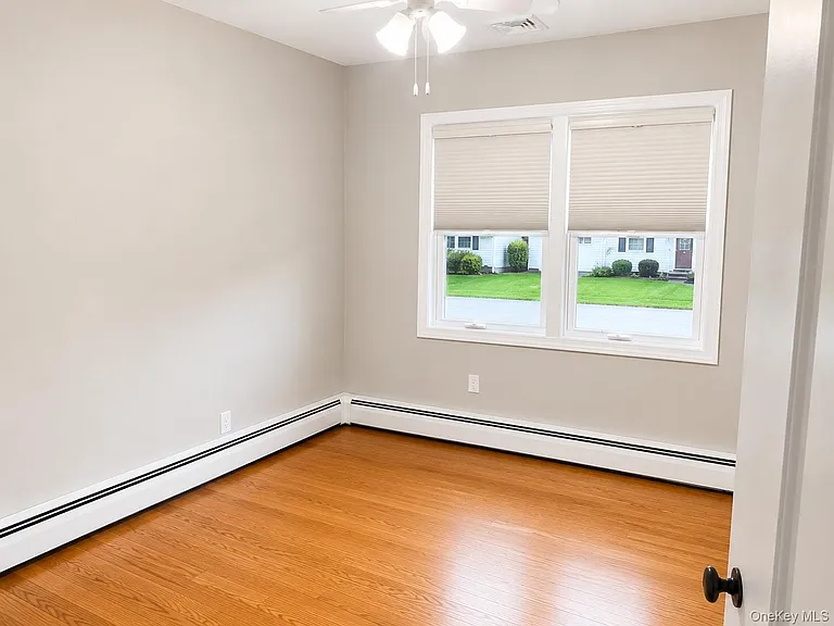 6 Sinclair Dr — Photo 12
