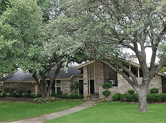 5th image of 2413 Fairview Dr