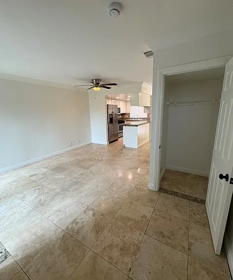 2558 Orange Ave #B2 — Photo 15