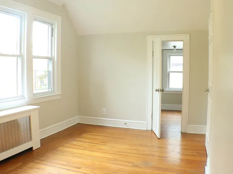 312 Huntington St #2 — Photo 9