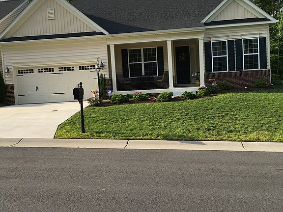2nd image of 3942 Lord Dunmore Dr