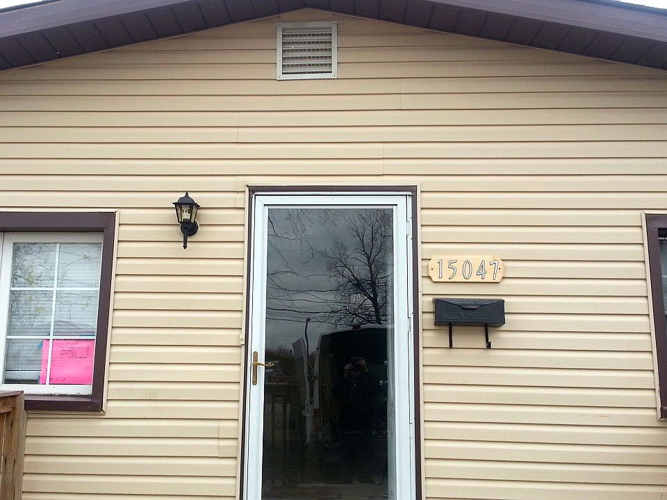 1st image of 15047 Perry Ave