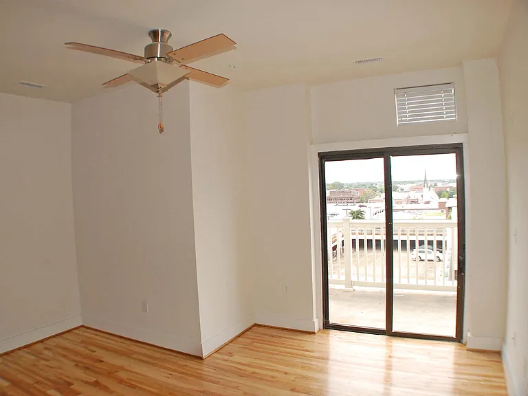 The Seaboard Building — Photo 17