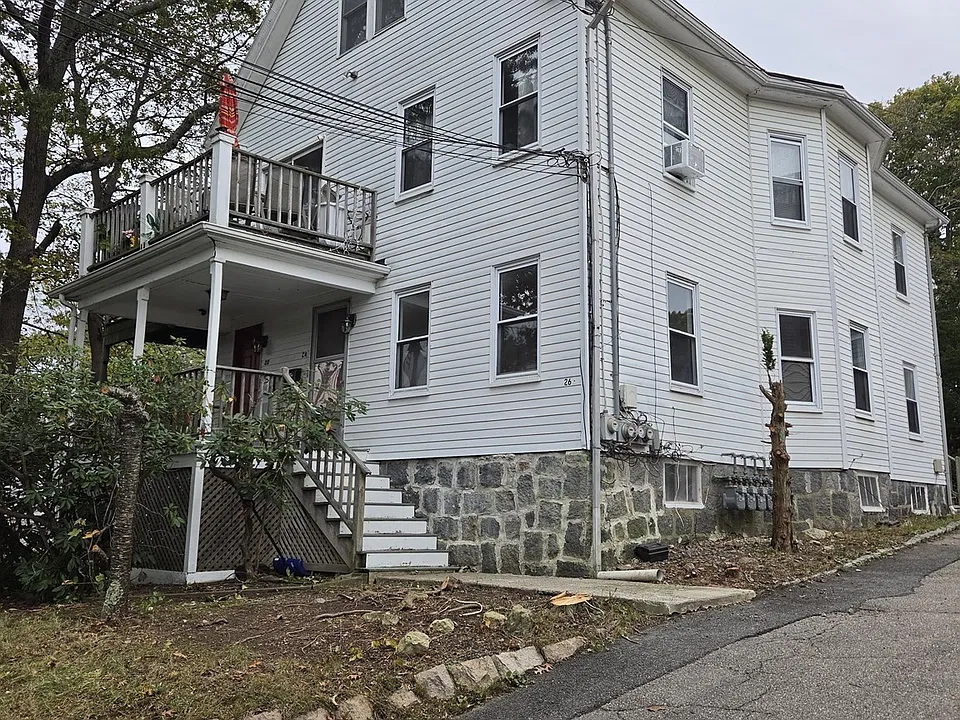 26 Fairview St #1A
