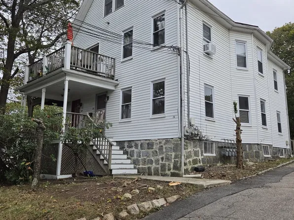 26 Fairview St #1A, Dedham, MA 02026