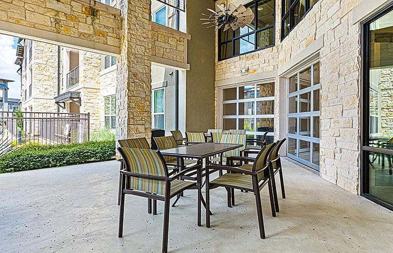 Hickory Creek Ranch Apartments — Photo 41