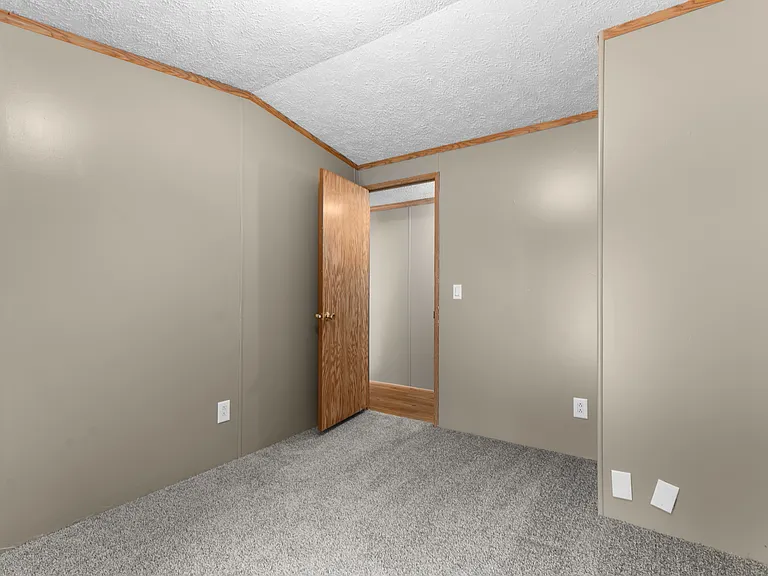 295 23rd St NW #110 — Photo 5