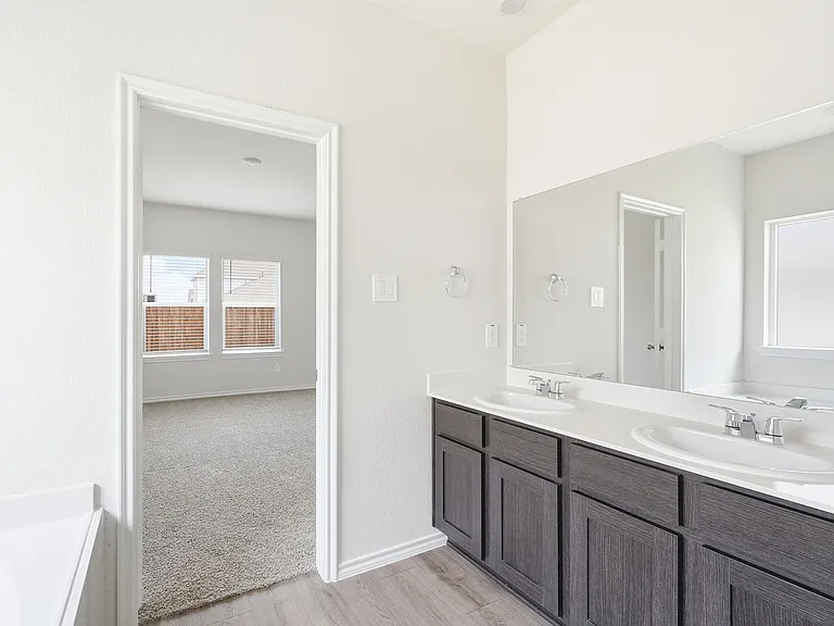 744 Orchid Way — Photo 16