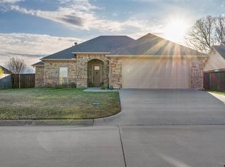 1202 Rock Creek Dr, Sulphur Springs, TX 75482