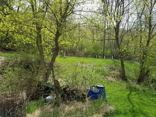 W4809 Puent Rd, La Crosse, WI 54601