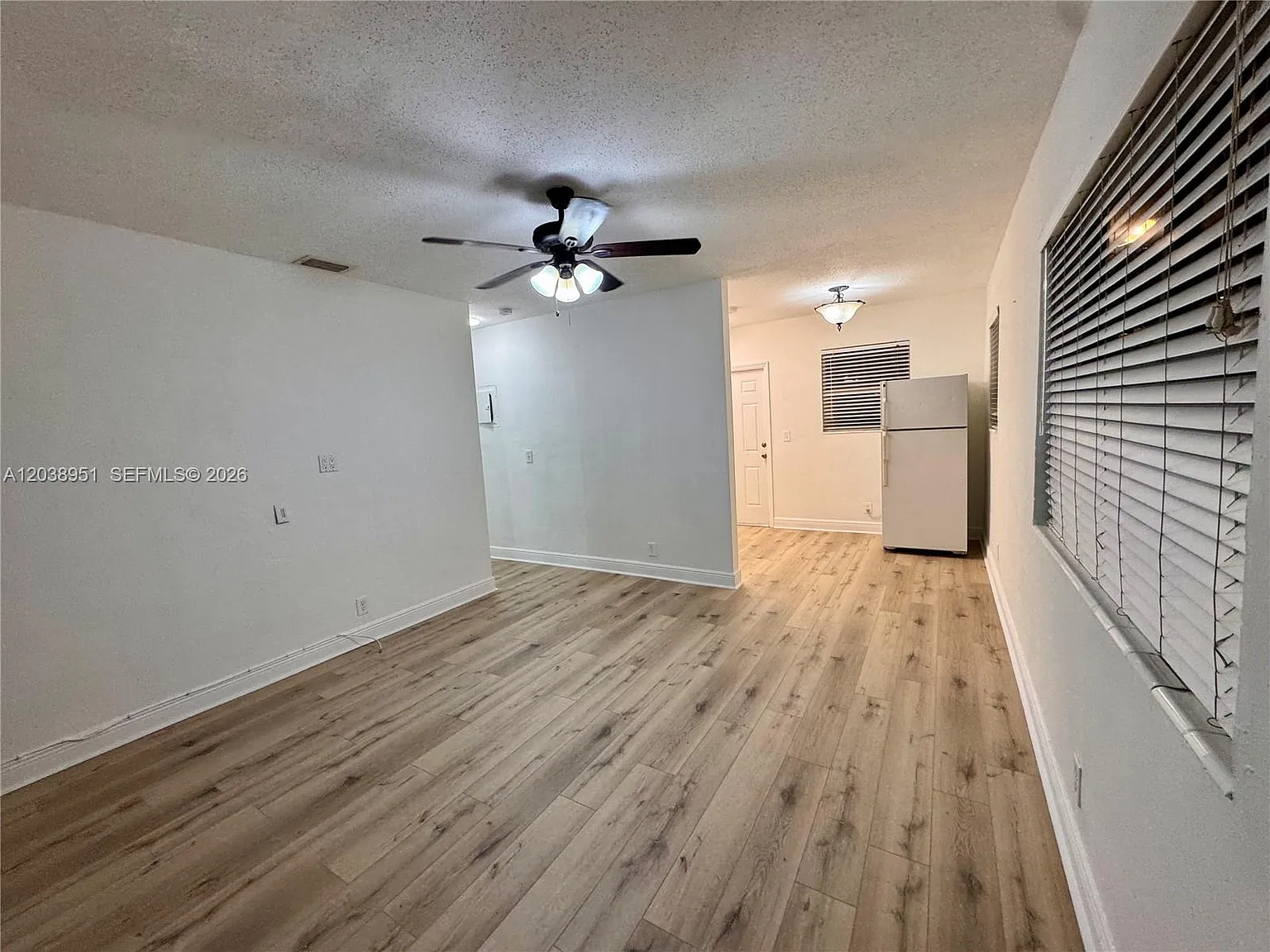 2 bed, 2.0 bath, $2,200 — Photo 2