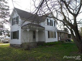 N10198 W Hill Rd, Iola, WI 54945