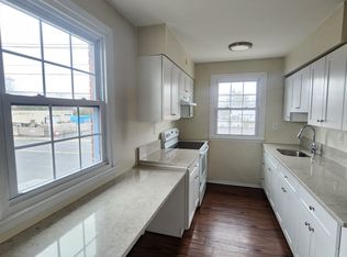 2510 N Jerusalem Rd APT 4, Bellmore, NY 11710
