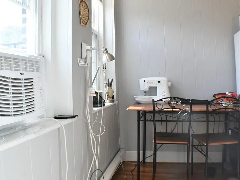 158 Salem St #8 — Photo 9