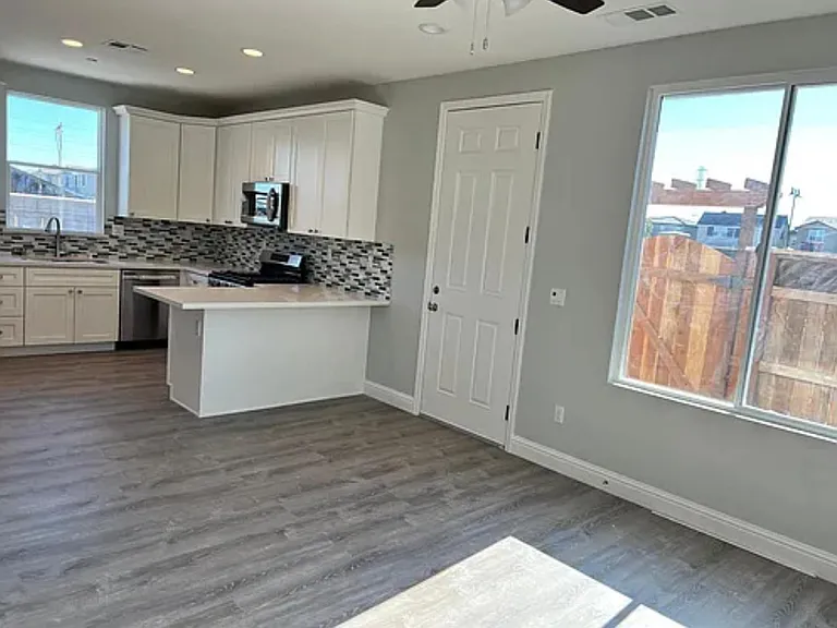 1556 S Oliveira Dr #2 — Photo 6