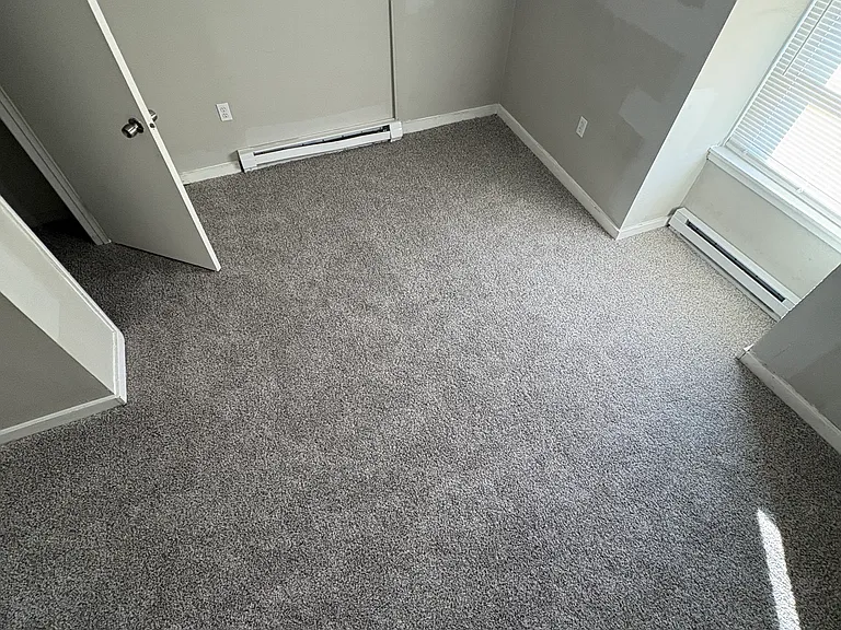 2824 Walnut St — Photo 4