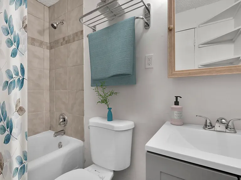 820 N Pennsylvania Ave #3 — Photo 7