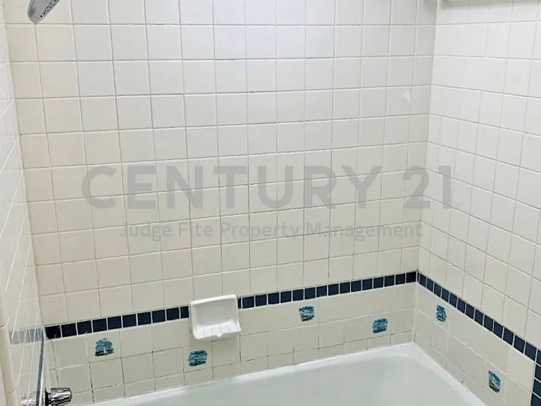 3910 Bucknell Dr — Photo 15