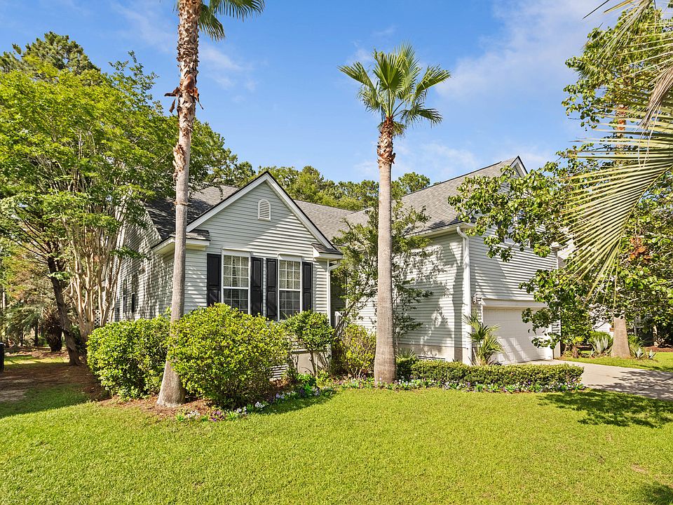 1st image of 1927 Palmetto Isle Dr