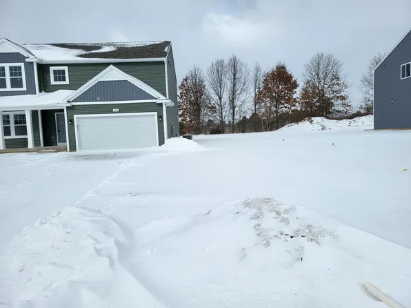 5248 Brinson Ln, Kalamazoo, MI 49009