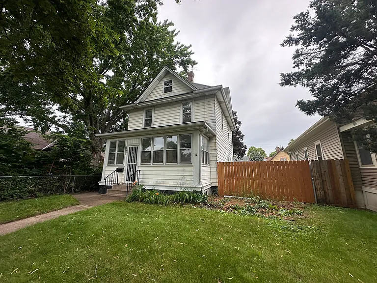 807 Blair Ave — Photo 1