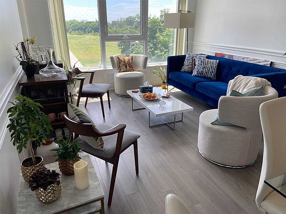 5th image of 6 Parkwood Ave #311