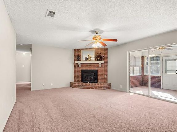 4th image of 106 Jennifer Dr