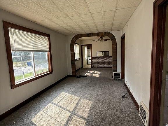 3rd image of 3201 Clairmont St