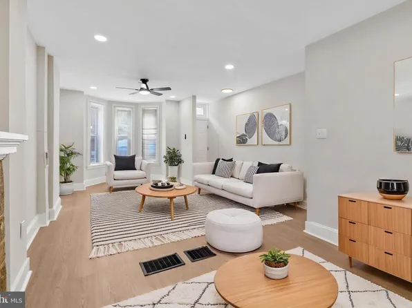 35 E Collom St, Philadelphia, PA 19144