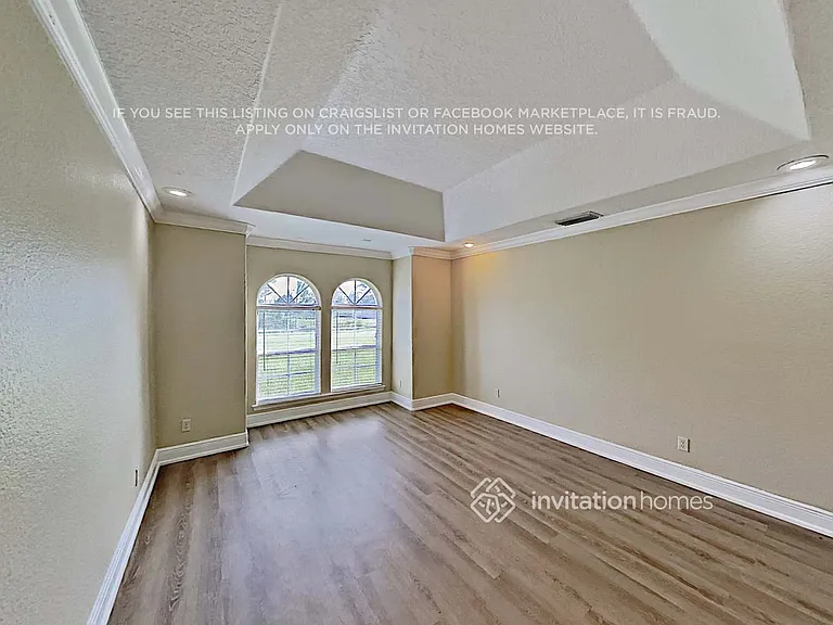 19727 Sabal St — Photo 3