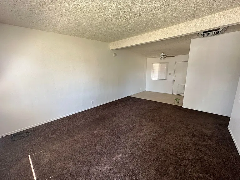 509 Sahara Dr — Photo 2