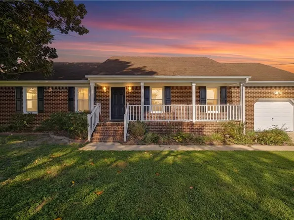 240 Puddin Ridge Rd, Moyock, NC 27958
