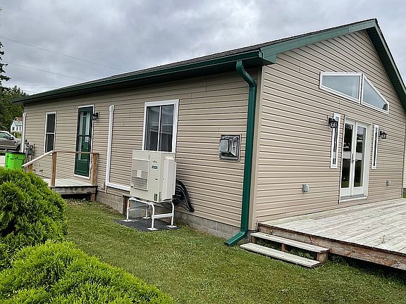 Side entrance to laundry