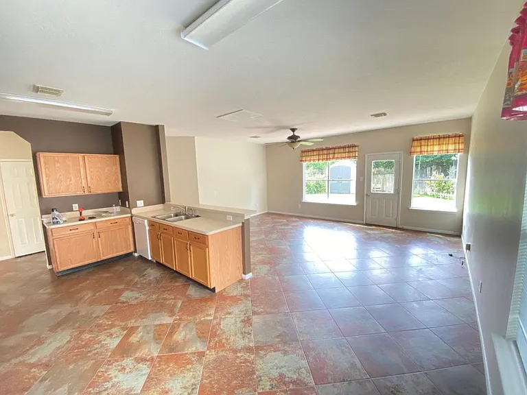 22023 Holly Branch Dr — Photo 3