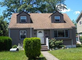 26 Orange Ave, Elmwood Park, NJ 07407