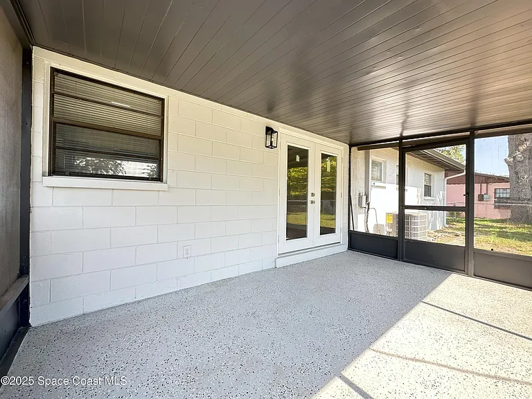 922 Carolina Ave S — Photo 19