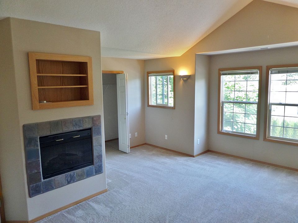 Main Bedroom with fireplace