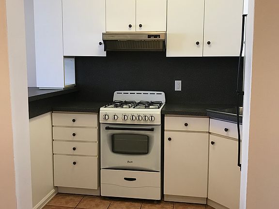 5th image of 28-31 49th St #2F