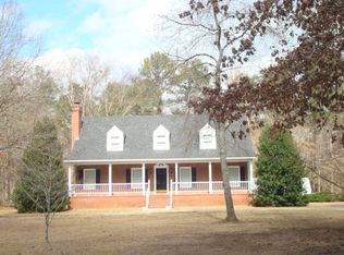 1915 Lake Dr, Thomson, GA 30824