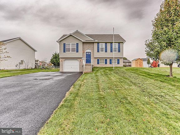3rd image of 3781 Mountain Shadow Cir