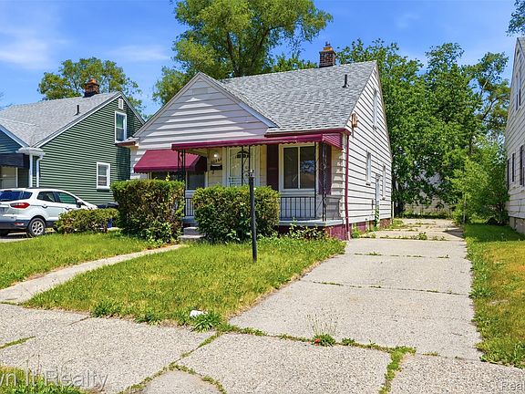 2nd image of 20260 Dean St