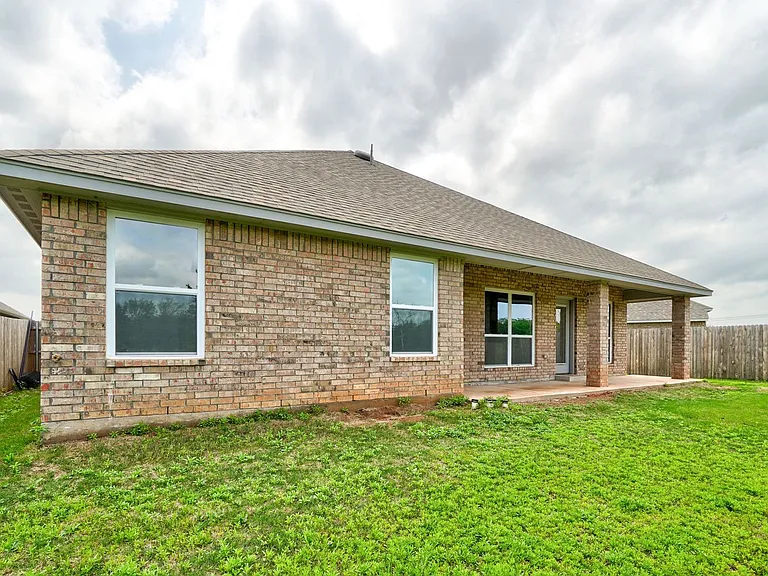 19804 Canning Ct — Photo 41