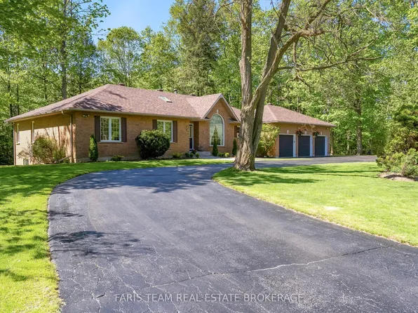 2088 Wilkinson St, Innisfil, ON L9S 1X3