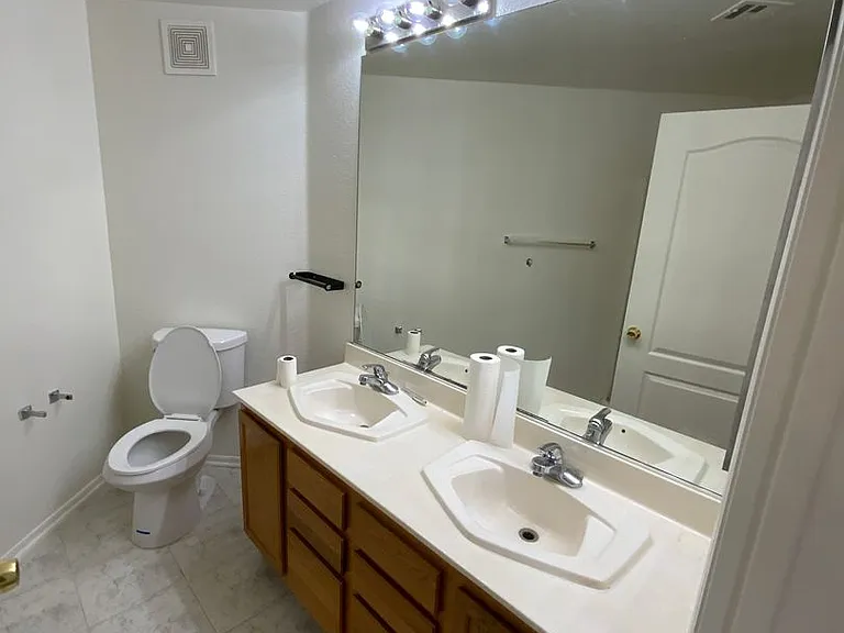 7400 W Flamingo Rd #1039 — Photo 9