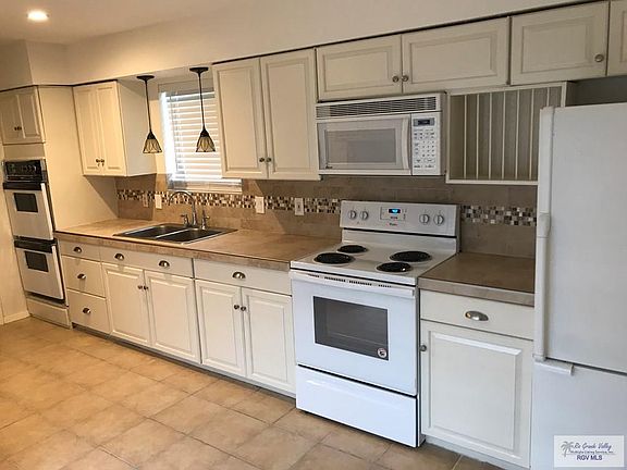3rd image of 744 S San Marcelo Blvd
