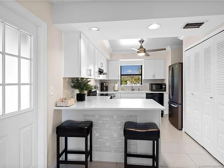 4885 SE Capstan Ave #27 — Photo 6