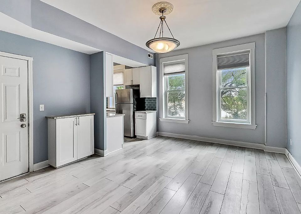 1st image of 1414 N Noble St #11242346
